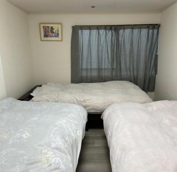 标准三人间, 小樽民泊太田5号館