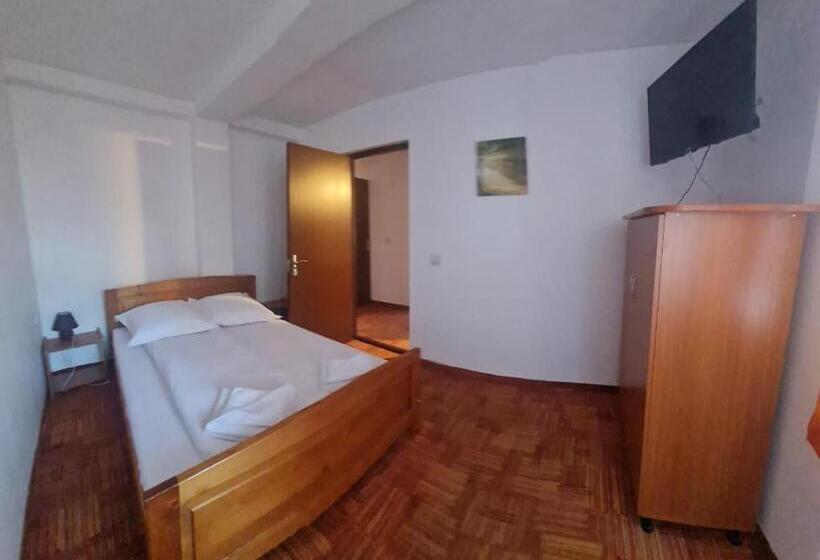 Семейный Номер, Casa Schi