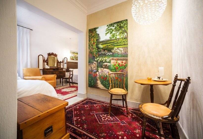 اتاق سوپریور, Batavia Boutique