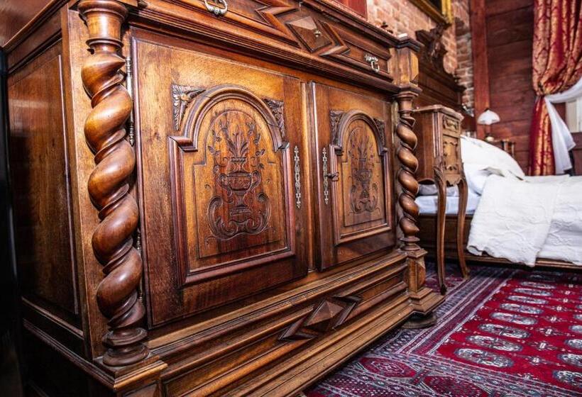 Номер Стандарт Совместная Ванная, łódzki Pałacyk
