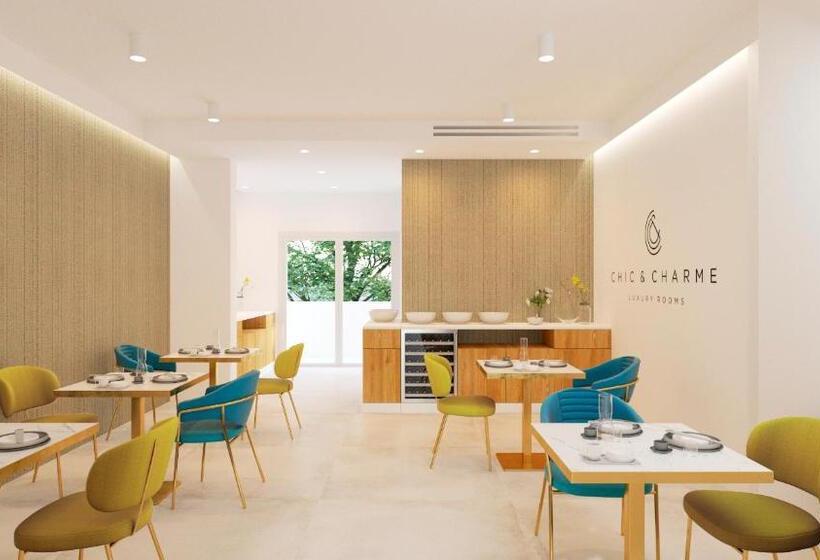 Трехместный Номер Стандарт с Балконом, Chic & Charme Luxury Rooms