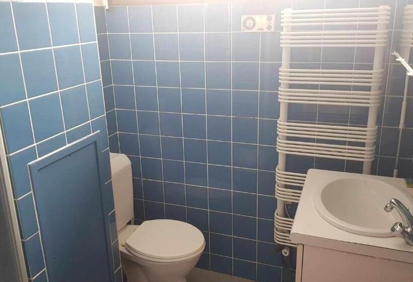 اتاق استاندارد سه نفره, La Baleine Blanche   Chambres
