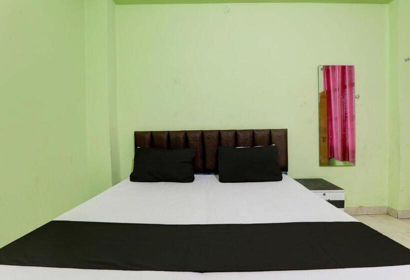 Трехместный Номер Классика, Oyo Flagship Hotel New Kadambari