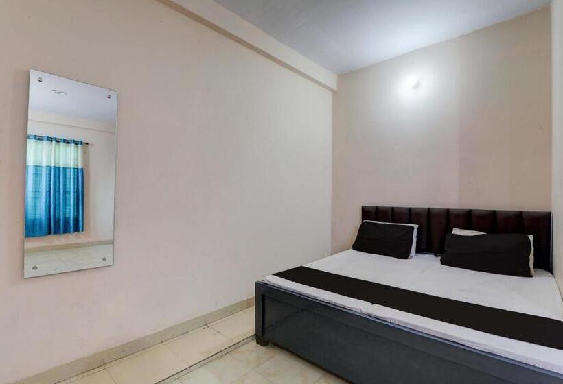 Трехместный Номер Классика, Oyo Flagship Hotel New Kadambari