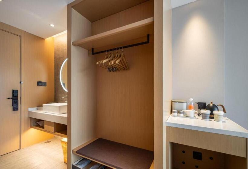 Номер Superior, Atour Hotel Taizhou Linhai Taizhou University