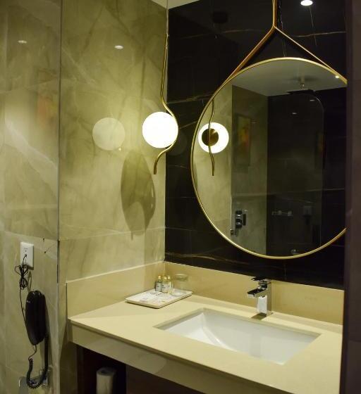 Номер Executive, Tulip Inn Shravasti