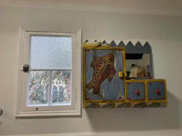 标准单人间, The Totnes Guest House. Upstairs At Zappa S