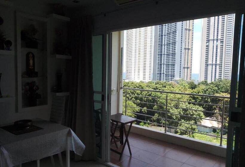 Студио Стандарт с Балконом, Apartments Sea View Wongamat Privacy Condo