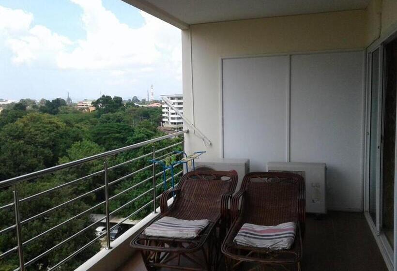 Номер Стандарт с Балконом, Apartments Sea View Wongamat Privacy Condo