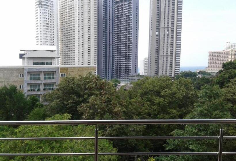 Номер Стандарт с Балконом, Apartments Sea View Wongamat Privacy Condo