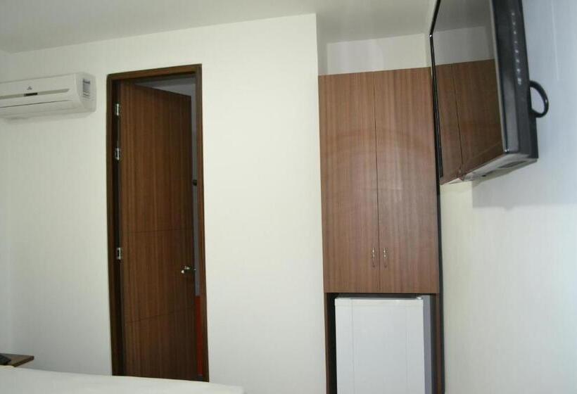 스탠다드 룸, Grand Premium Plaza