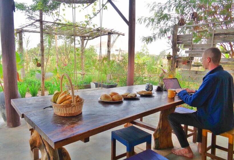 Семейный Номер, Urban Farmhouse