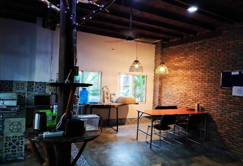 Номер Стандарт Трехместный, Urban Farmhouse