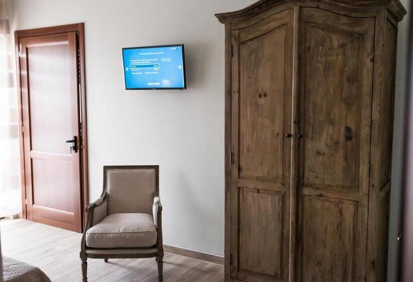 Номер Deluxe, Informis B&b