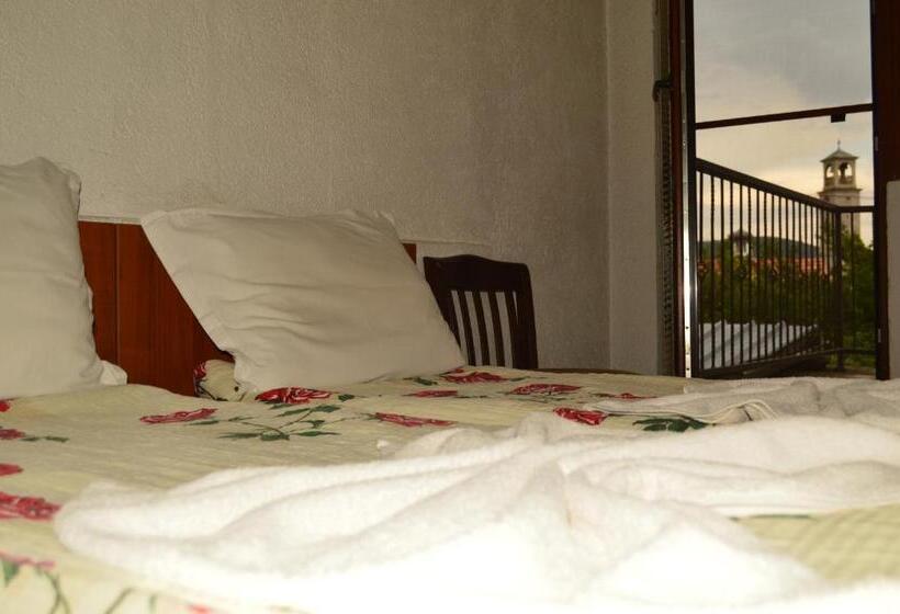 Номер Стандарт, Baba Dora Guesthouse