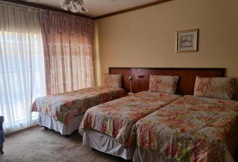 컴포트 트리플 룸, Mgh Guest House Klerksdorp