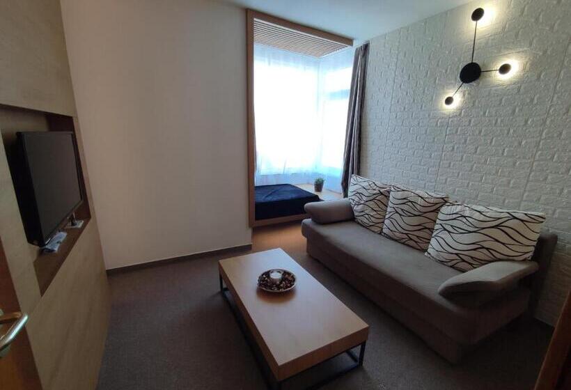 آپارتمان 1 خوابه, Complex Hotelier Steaua De Mare   Hotel Delfinul