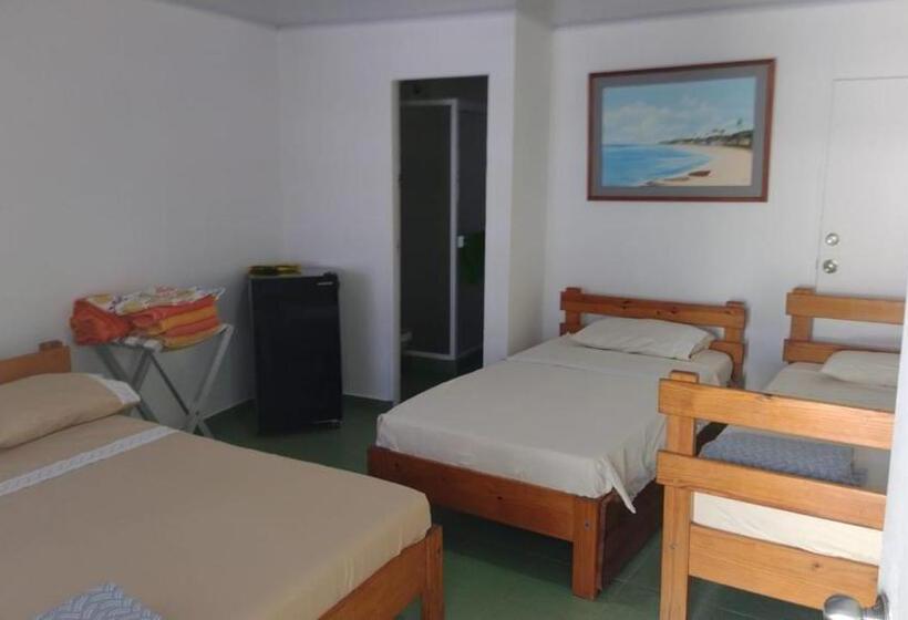 Четырехместный Номер Стандарт, Sarie Bay Inn