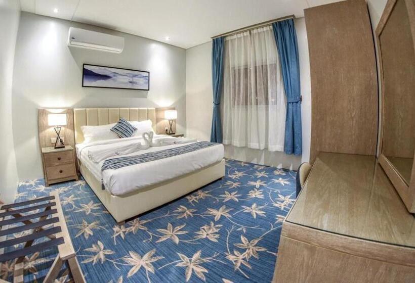 Апартаменты 3 Спальни, Amar Suites