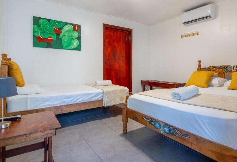 Трехместный Номер Superior, La Casona Eco Lodge Tortuguero