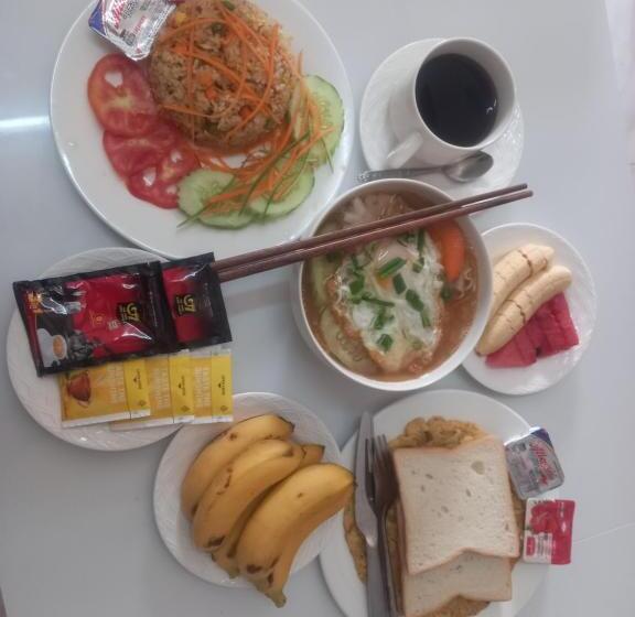Номер Стандарт, Queens Backpackers Hostel