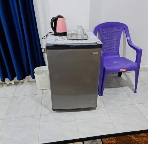 اتاق استاندارد با چشم‌انداز باغ, Happy Pyramids Inn