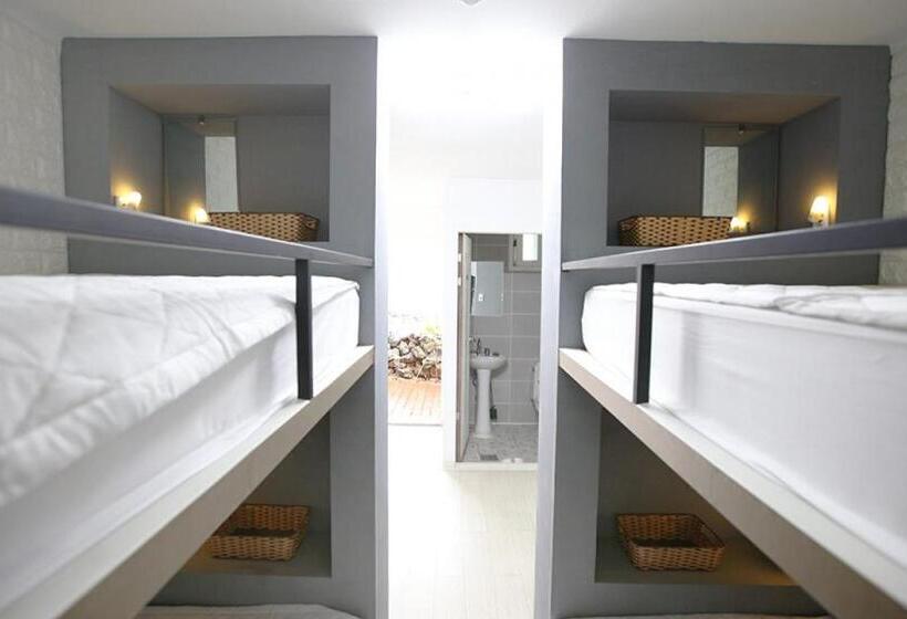 Кровать в Общей Комнате, Mo Guesthouse