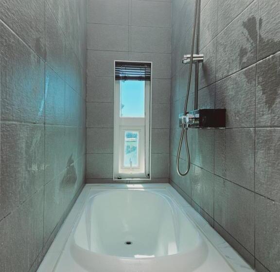 Семейный Номер, Mo Guesthouse