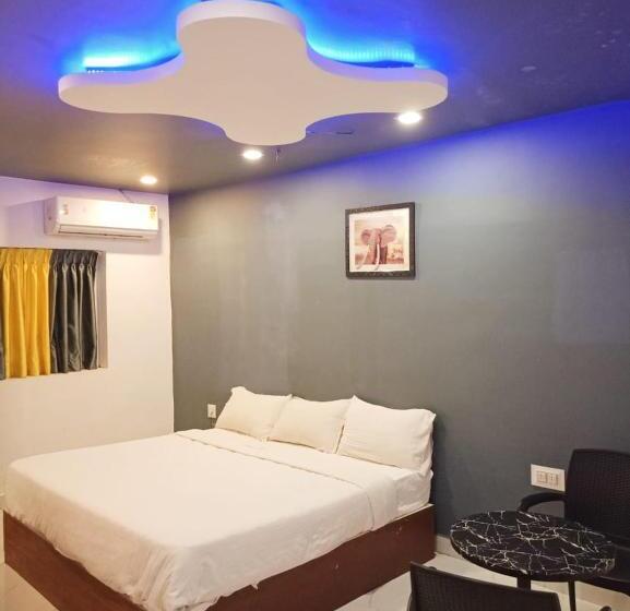 اتاق لوکس سه تخته, The Elite Beachview