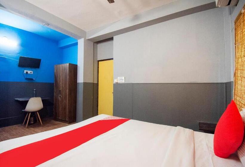 三人经典房间, O Binayak Inn