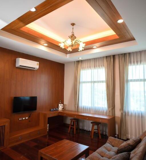 Четырехместный Номер Deluxe, Huan Chom Jan Hometel At Lampang