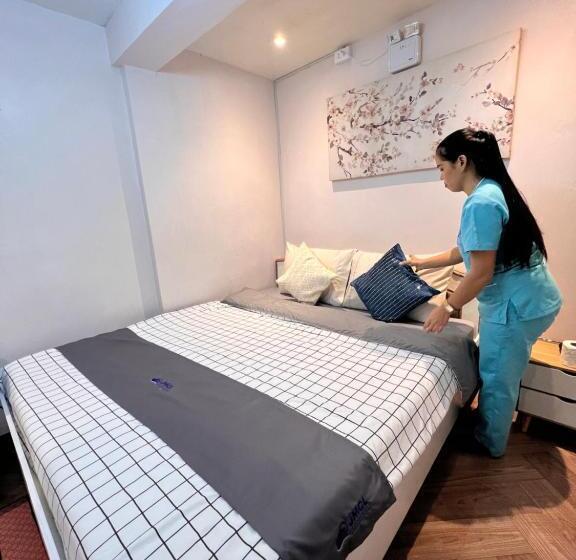 패밀리 룸, Jmcl Residences