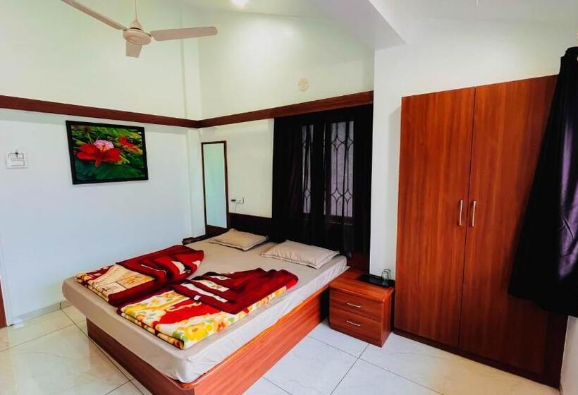 带山景的复式房间, Gulmohar Resort & Spa