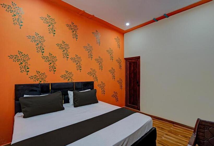 三人经典房间, Oyo Royal Orbit Inn
