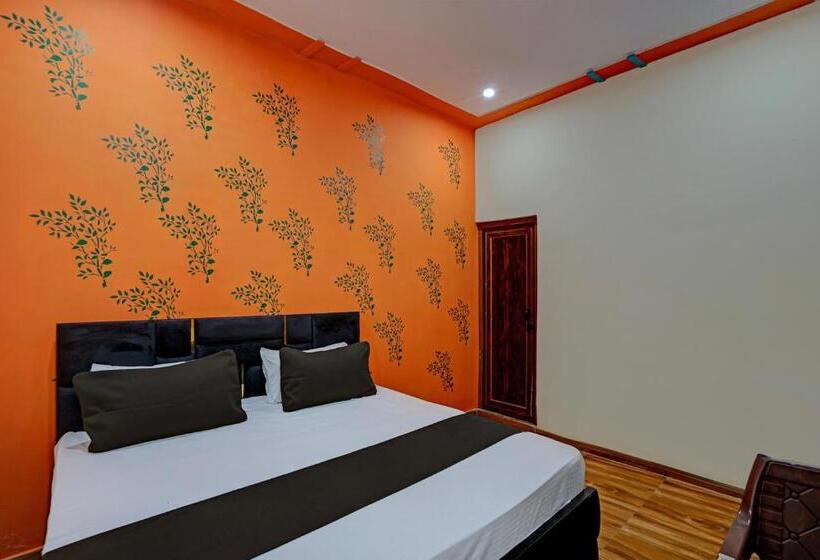 三人经典房间, Oyo Royal Orbit Inn
