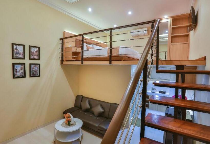 Студия Superior, The Horizontal Hotel Pacitan