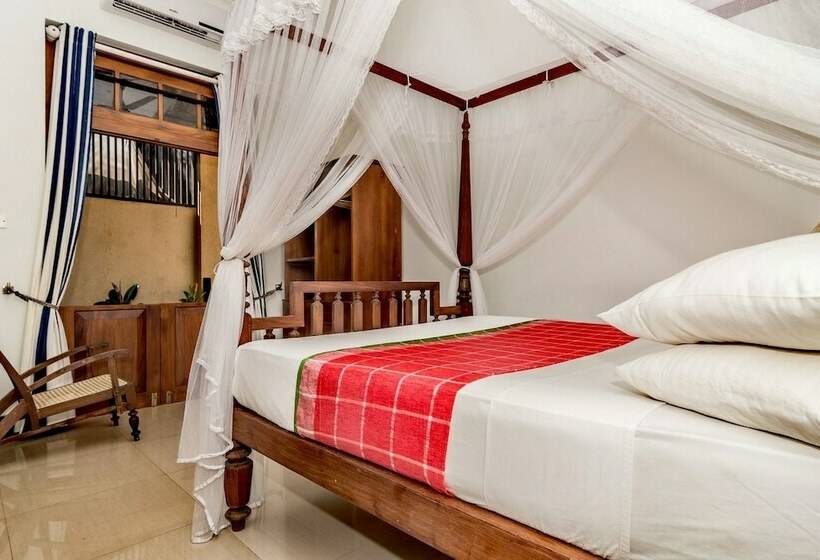 Quarto Estandar, The Entrance Galle Fort