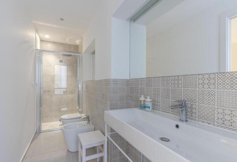 带阳台的豪华间, Taormina Town   Guesthouse Sicily