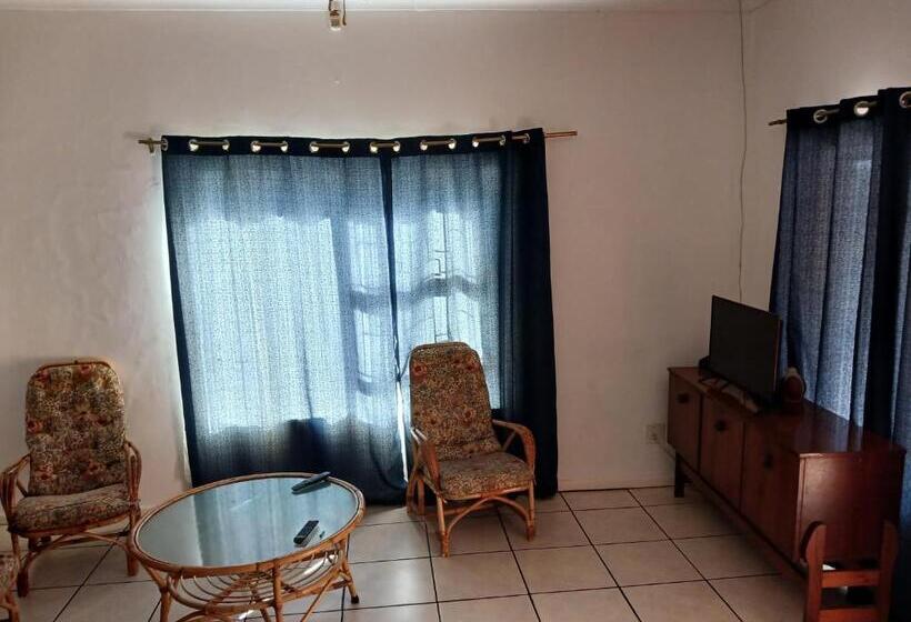 디럭스 룸, Coega Harbour View Guesthouse