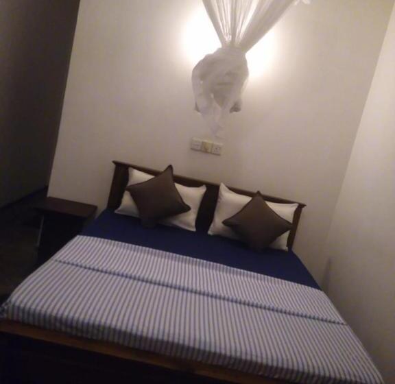 Номер Deluxe, Sea Garden Beach Resort