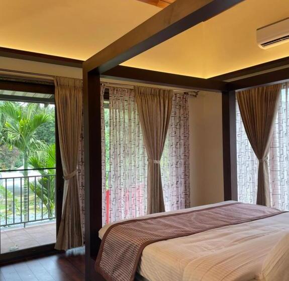 带按摩浴盆的套房, Biranji Aqua Retreat