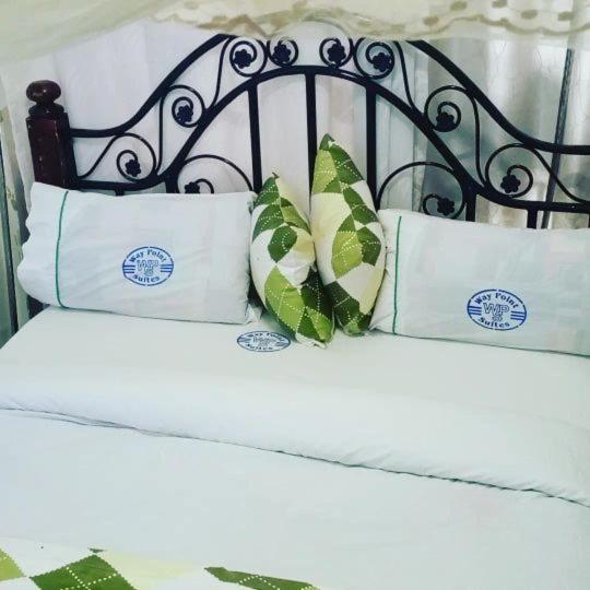اتاق استاندارد, Waypoint Suites