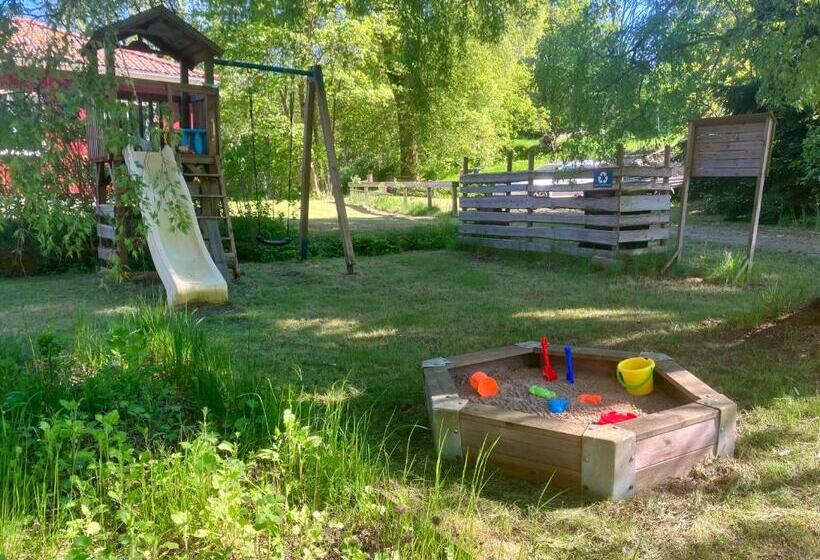 标准间, Lidhem Herrgård. Bed & Breakfast Och Mindre Lägenheter