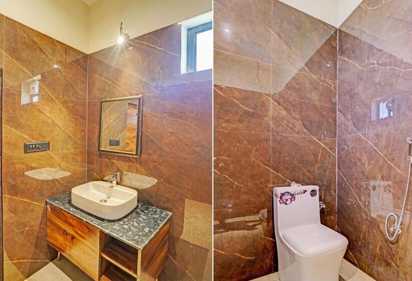 Трехместный Номер Классика, Flagship Govind Dham Hotel And Resort