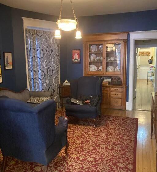 اتاق استاندارد, Private Room With Shared Bathroom In Lakeview   2c