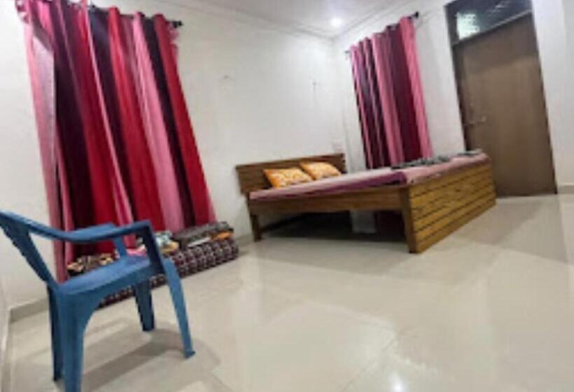Номер Deluxe, Kiryl Resort Shiroda