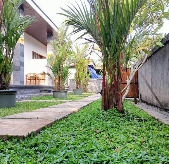 디럭스 룸, Gandhi Guest House