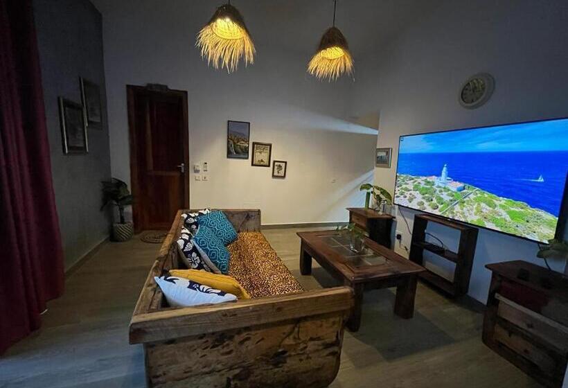 Люкс Deluxe Вид на Море, Villa Tangawizi Kendwa