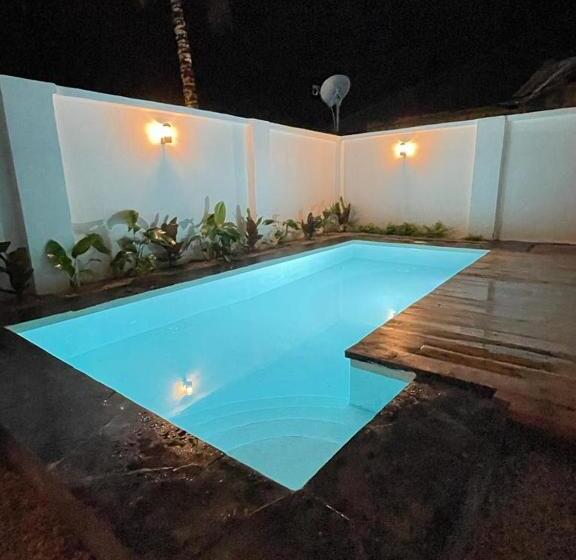Люкс Deluxe Вид на Море, Villa Tangawizi Kendwa