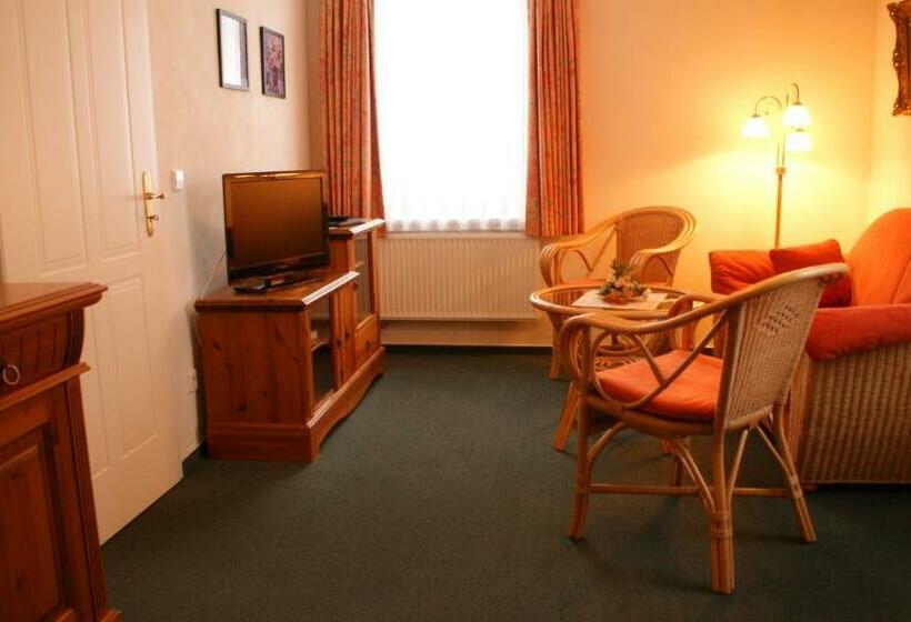 Люкс, Landhotel Lönskrug